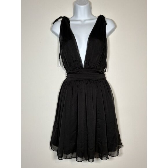 LUCY IN THE SKY Black Plunge V-Neck Fit and Flare Black Mini Dress SIze Medium - Picture 1 of 8